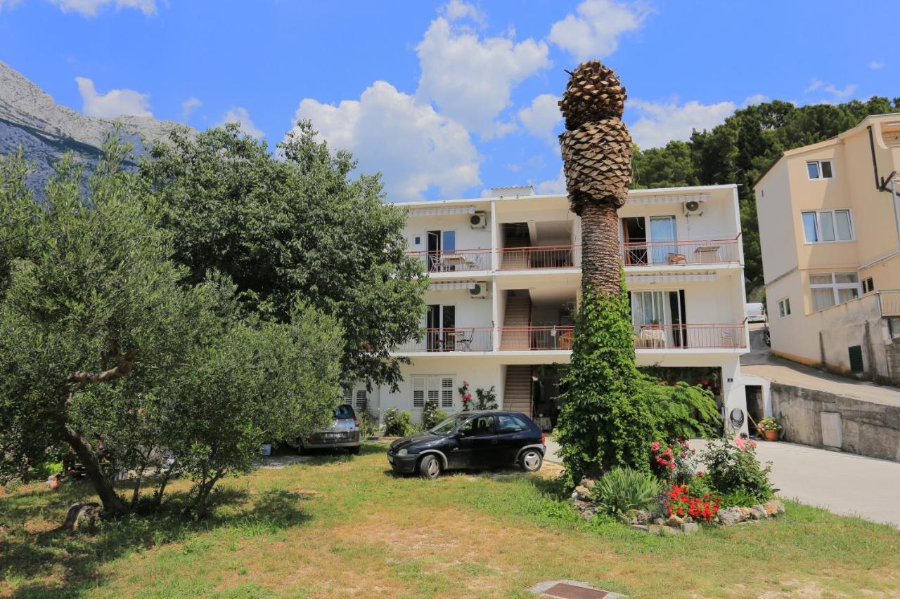 Apartment Tucepi 6695A Buitenkant foto